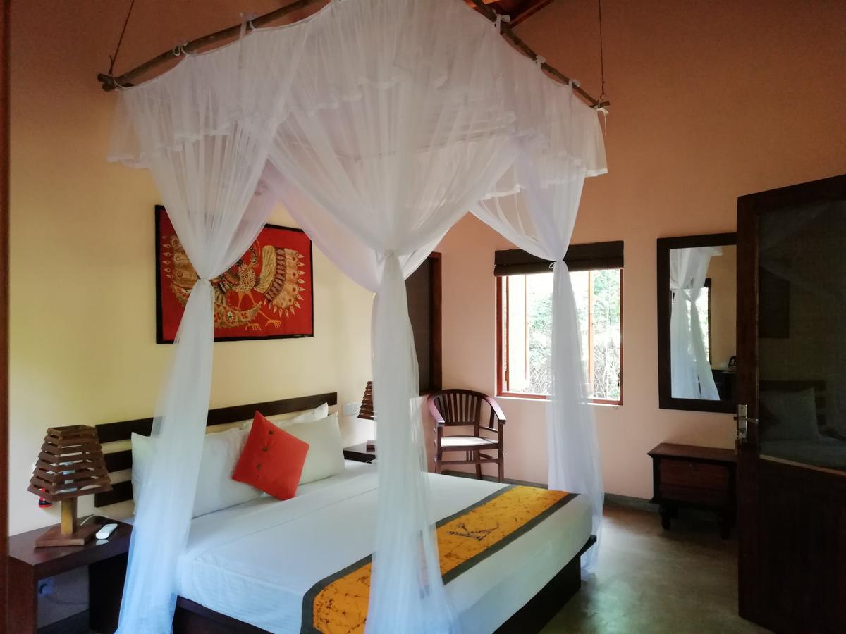 Hotel Kuwera Eco 3*